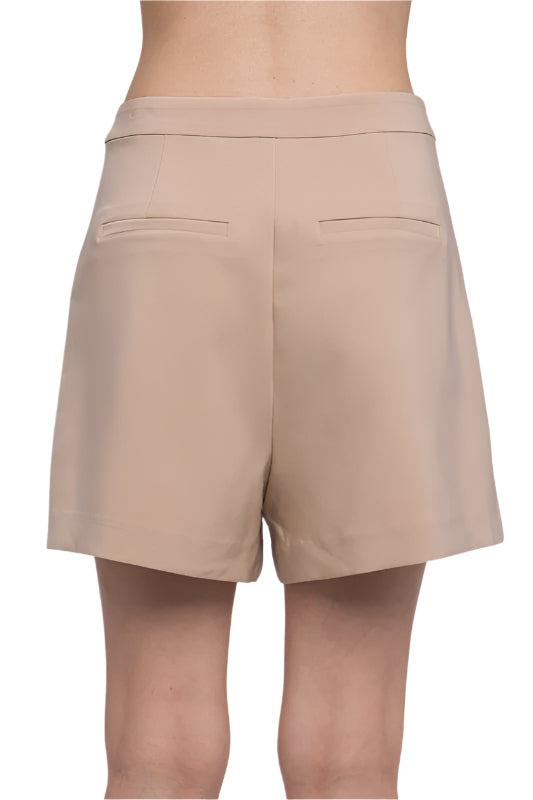Talking business pleated shorts