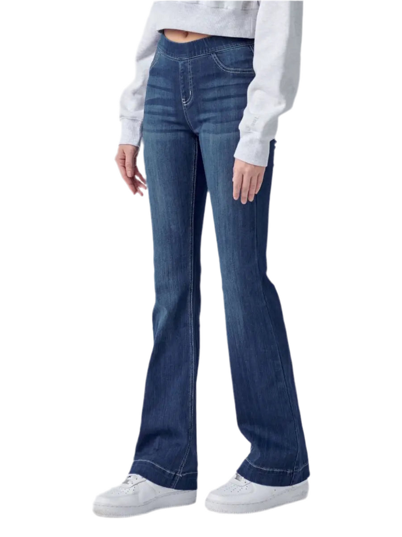 Pull on 33” dark wash jeans