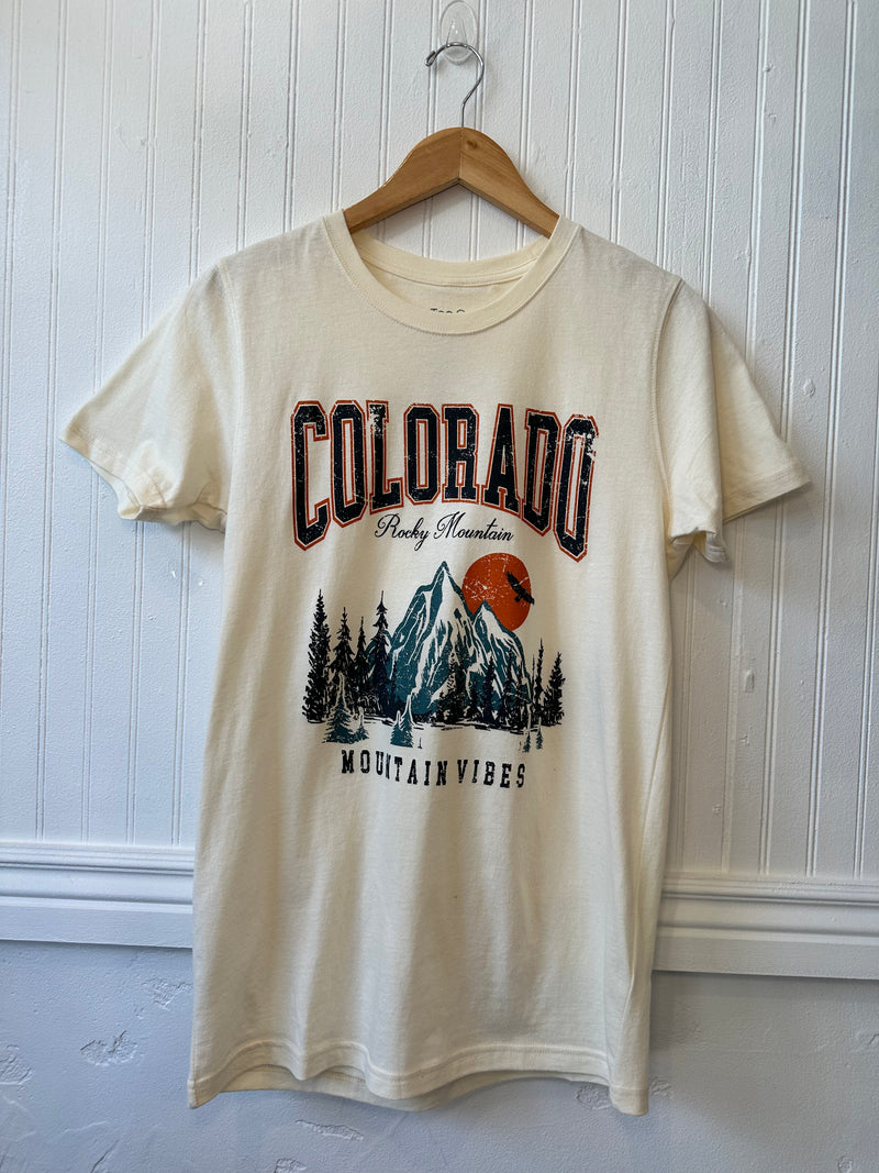 Rocky Mountains Colorado tee