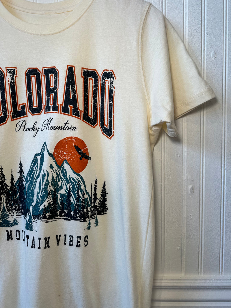 Rocky Mountains Colorado tee